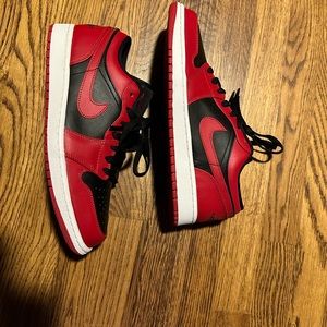 Jordan 1 low reverse bred; size 10 like new worn once never outside